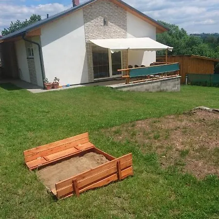 別荘 Bungalov Bozkov